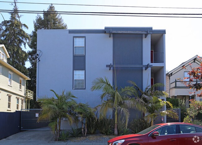 2537 Fulton St Berkeley, CA 94704 photo 2