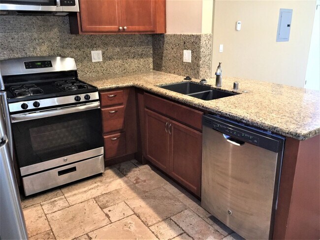 133-137 Daisy Ave Imperial Beach, CA 91932 photo 4