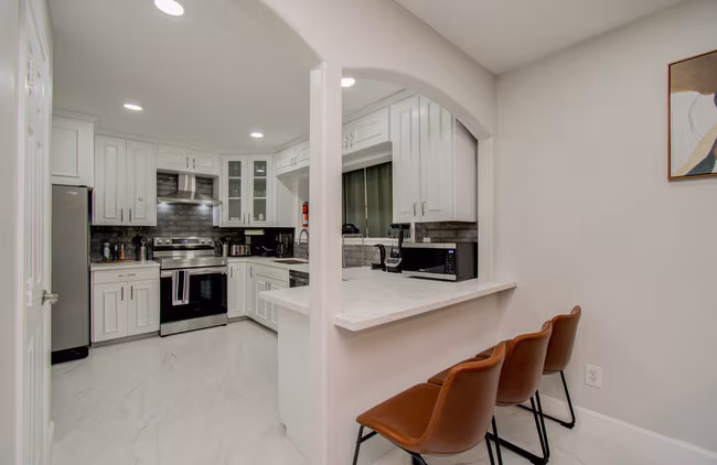 8623 Parasol Ln photo 5