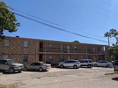 414 E Avenue A Killeen, TX 76541 photo 2
