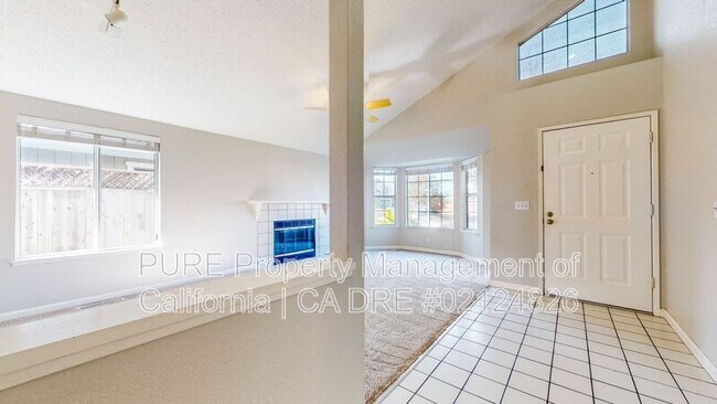 3468 Walnut Grove St Santa Rosa, CA 95403 photo 5
