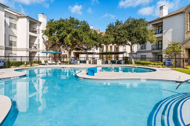 Cortland West Houston photo 4