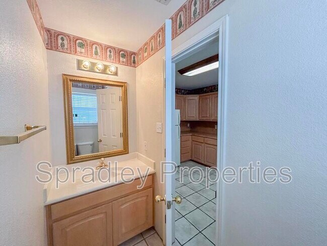 2004 S 55th St Temple, TX 76504 photo 4