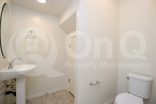 1647 S 83rd Pl Mesa, AZ 85209 photo 3