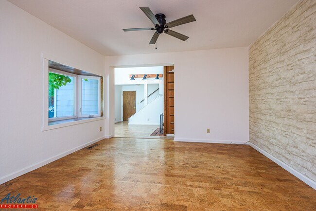 207 Harding Ave Los Gatos, CA 95030 photo 4