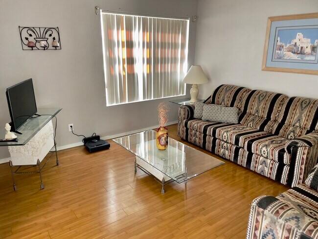 4850 E Desert Cove Ave Scottsdale, AZ 85254 photo 4