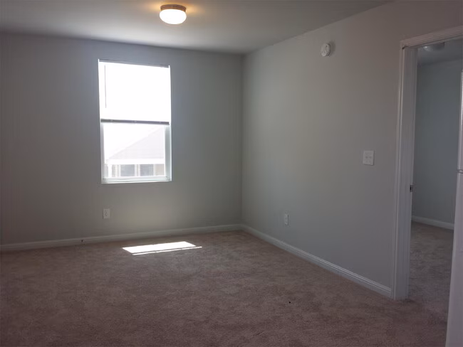 340 Perry St San Marcos, TX 78666 photo 5