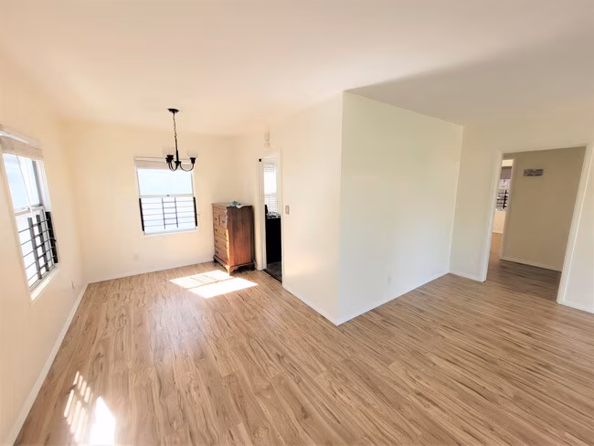 3960 Haines St San Diego, CA 92109 photo 4