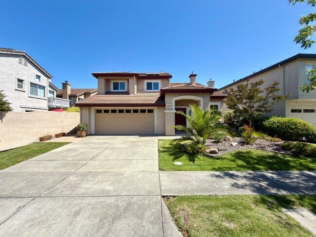 94 S Newport Dr Napa, CA 94559 photo 2