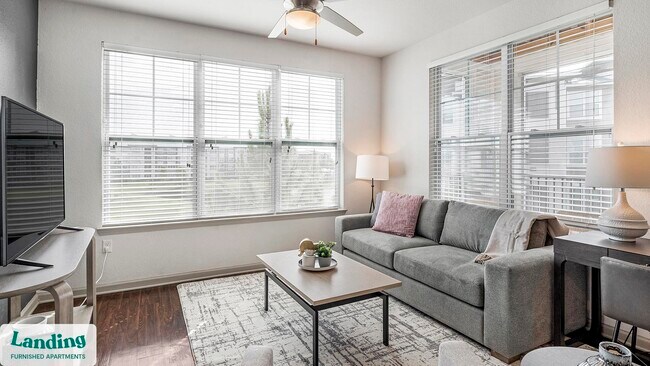401 Hemphill St Fort Worth, TX 76104 photo 3