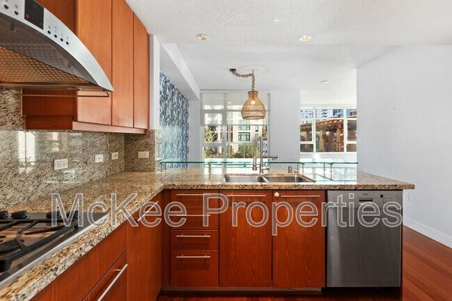 1199 Pacific Hwy San Diego, CA 92101 photo 2