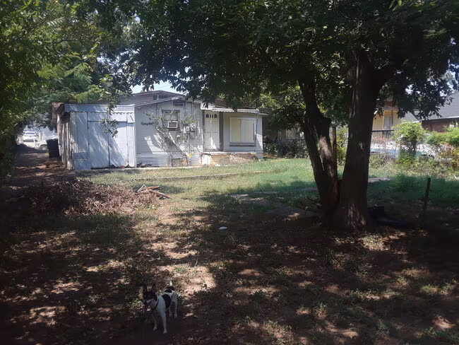 2312 Ross Avenue, Fort Worth, TX 76164 photo 3