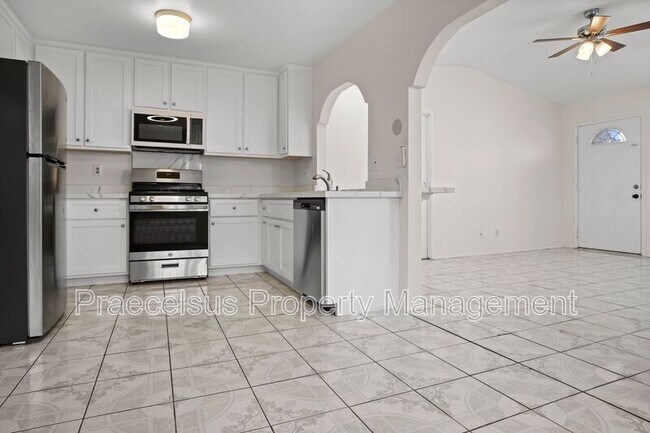 1696 Shooting Star Ct San Diego, CA 92173 photo 5