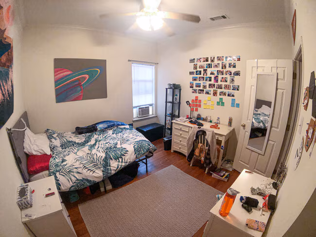 1100 West 22nd Street, Austin, TX 78705 photo 2