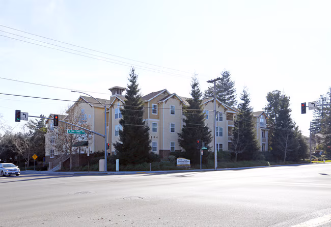 Encinal Place photo 3