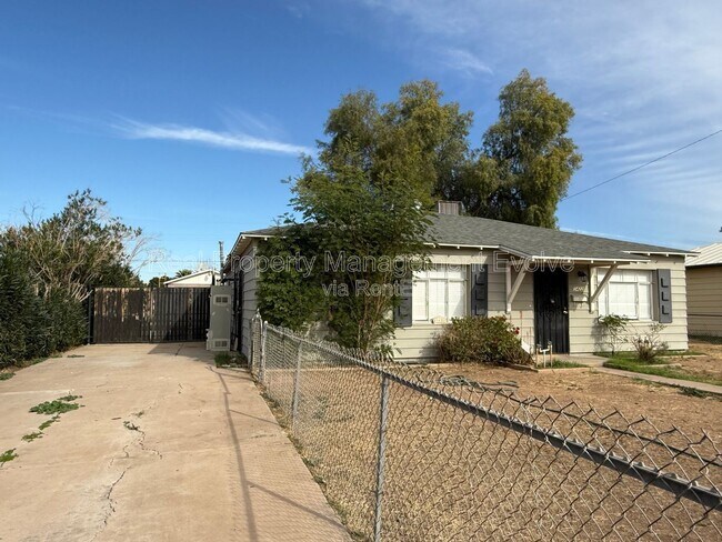3422 East Taylor Street, Phoenix, AZ 85008 photo 2