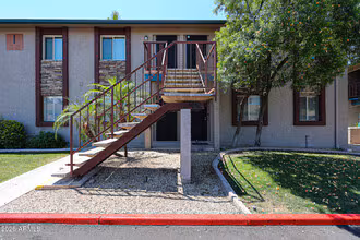 4354 N 82nd St Scottsdale, AZ 85251 photo 3