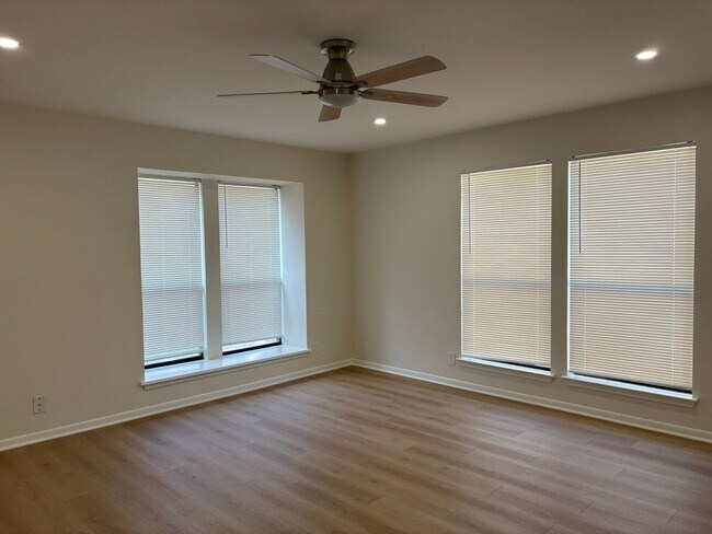 6009 Shadow Valley Cove Austin, TX 78731 photo 5