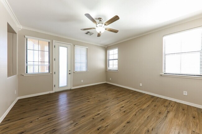 2302 W Jake Haven Phoenix, AZ 85085 photo 5
