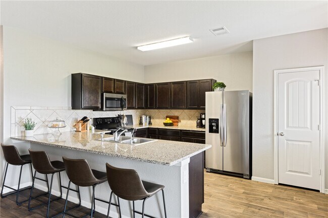 15117 Diamondleaf Cove Austin, TX 78724 photo 4