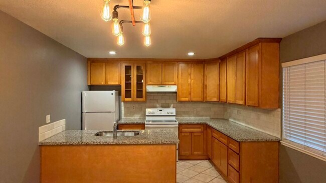 767 Warring Dr San Jose, CA 95123 photo 3