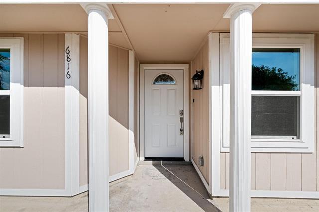 6816 Curry Dr The Colony, TX 75056 photo 2