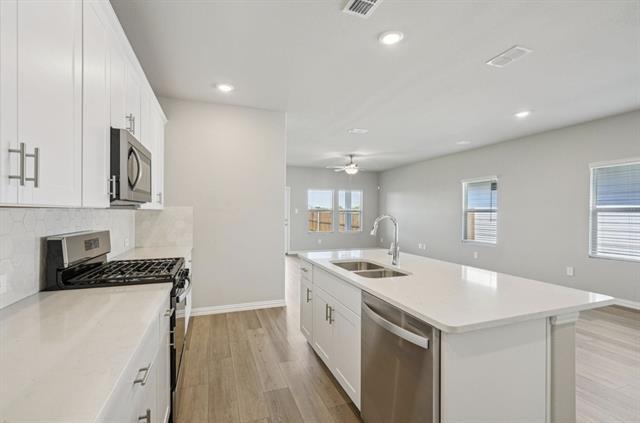 613 Clover Crk Dr McKinney, TX 75071 photo 5