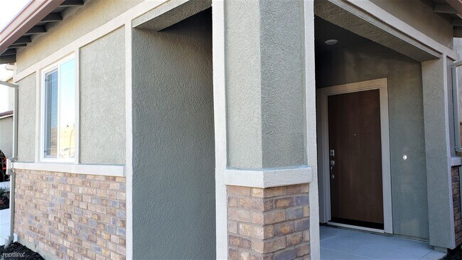 1373 Horizon Cir Fairfield, CA 94533 photo 2