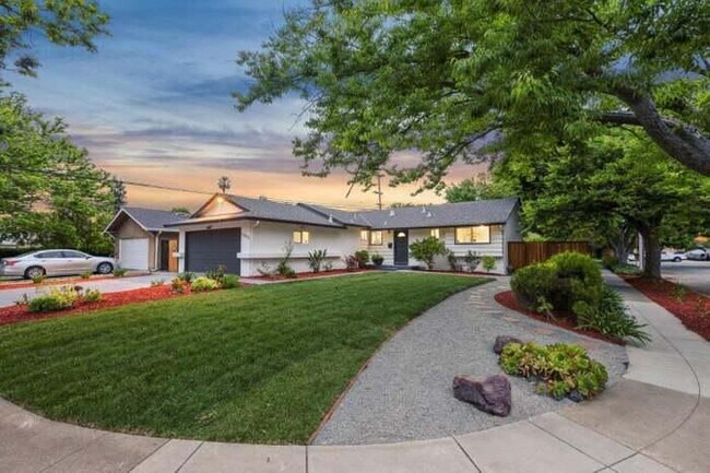 1565 Willowdale Dr San Jose, CA 95118 photo 4