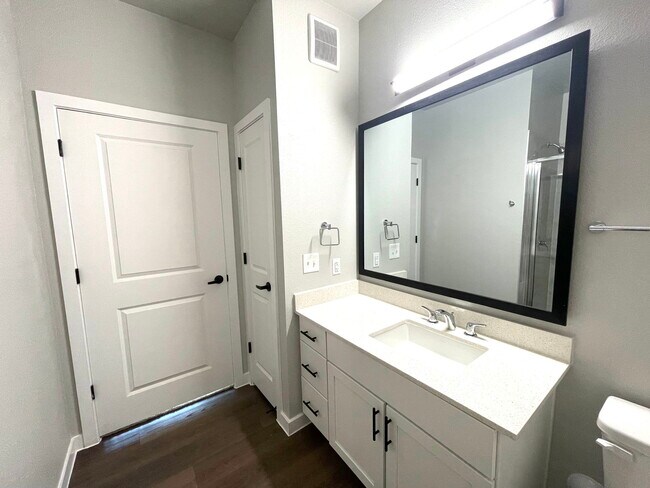 6901 Co Rd 110 Round Rock, TX 78665 photo 5