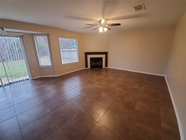2116 E Gann Hill Dr Cedar Park, TX 78613 photo 4