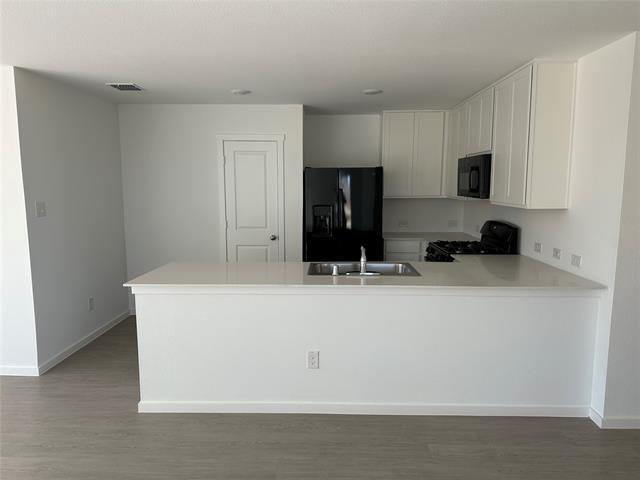 744 Dressage Ln Aubrey, TX 76227 photo 3