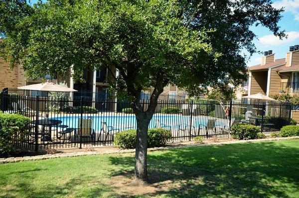 3200 Country Club Dr W Irving, TX 75038 photo 5