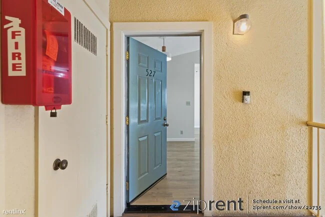 1016 San Gabriel Circle, Daly City, CA 94014 photo 2