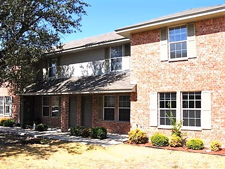 311 Creek St Copperas Cove, TX 76522 photo 2