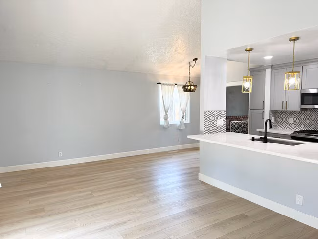 Newly Remodeled Single-Family home in Livermore photo 4