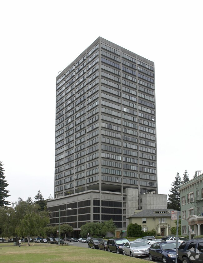 Park Bellevue Tower Building photo 4