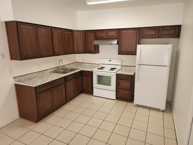 499 E Navajo Ave Apache Junction, AZ 85119 photo 5