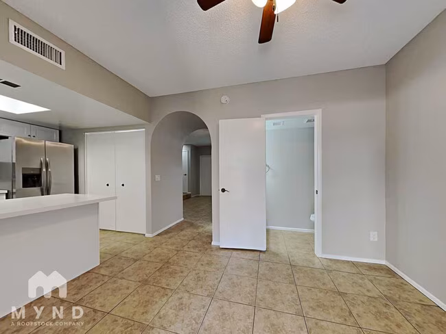 7801 North 44th Drive, Glendale, AZ 85301 photo 5