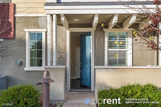642 Turnbuckle Drive, Redwood City, CA 94063 photo 3