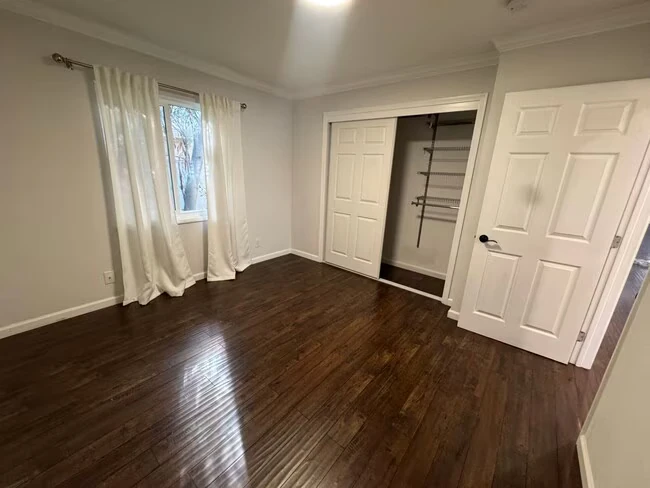 1256 64th St Emeryville, CA 94608 photo 3