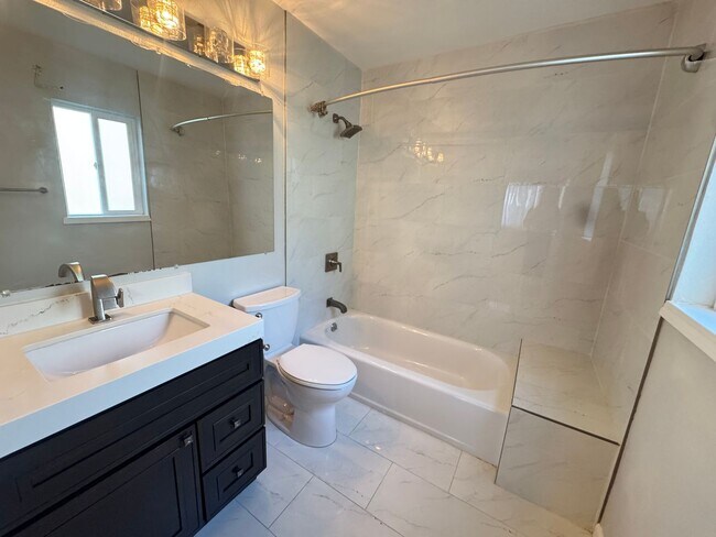 1256 64th St Emeryville, CA 94608 photo 4