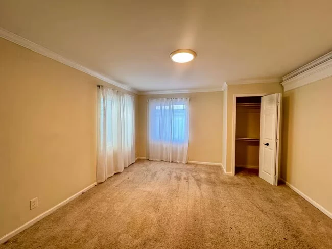 1256 64th St Emeryville, CA 94608 photo 5