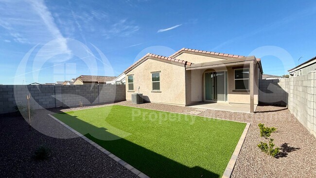 8343 West Illini Street, Tolleson, AZ 85353 photo 4