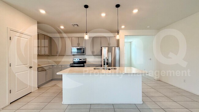 8343 West Illini Street, Tolleson, AZ 85353 photo 5