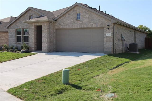4177 Crooked Bnd Dr Crowley, TX 76036 photo 2