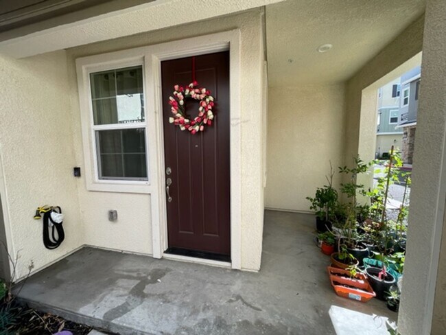 Meticulously Cared For Condo in Dublin photo 4