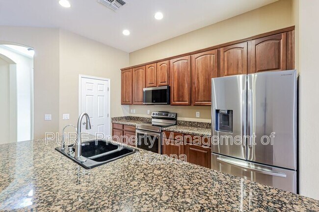 36014 N 33rd Ave Phoenix, AZ 85086 photo 4