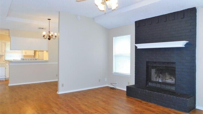 2212 Bolivar Street, Denton, TX 76201 photo 5
