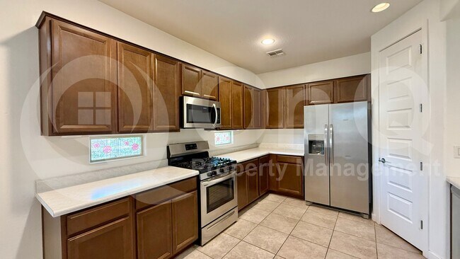 6342 W Raymond St Phoenix, AZ 85043 photo 5